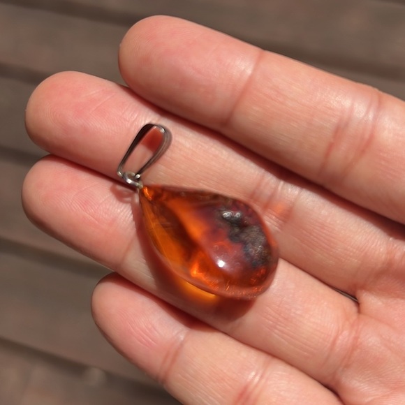 Amazing real Baltic amber from Europe - Picture 2 of 8